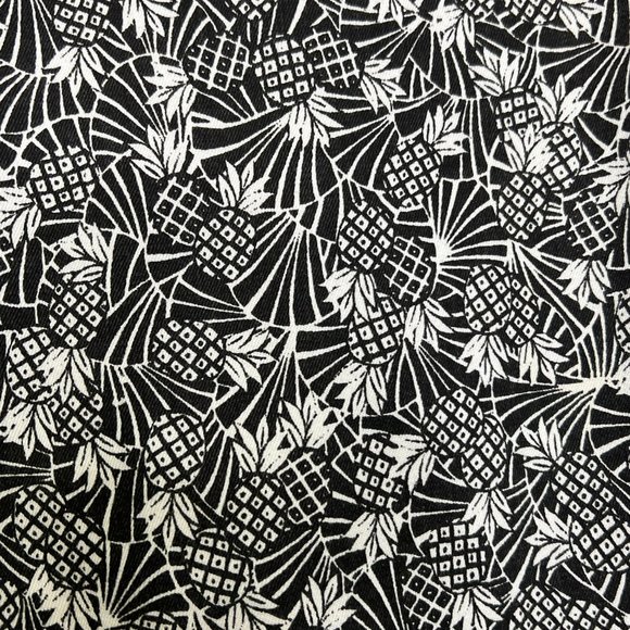 ANTHROPOLOGIE Black White Pineapple Print Bowery Ankle Crop Pants Size 8 - Picture 4 of 6